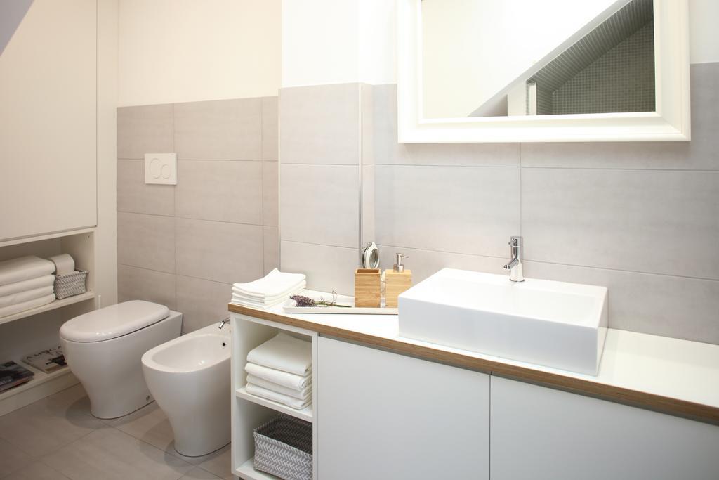 The Riverside Suite Мира Екстериор снимка